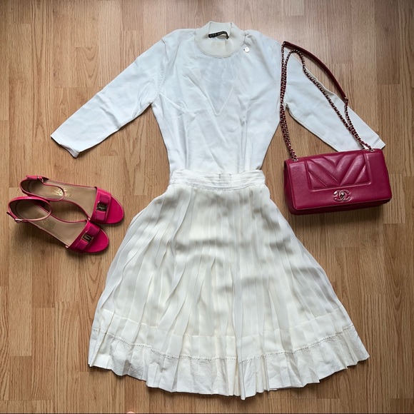 Russian Love Republic white sweater with V-neck mesh illusion - Picture 4 of 4